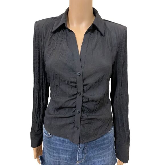 ASTR The Label Women's Black Textured Ruched Button Up Top Size XS NWT - Picture 2 of 8
